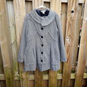 Flying tomatoe black white stripe coat XL